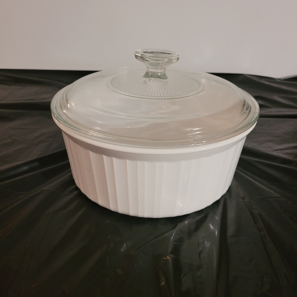 corningware ribbed 2.5 ltr #f-1-b french white baking/serving bowl w/glass lid - Picture 1 of 8